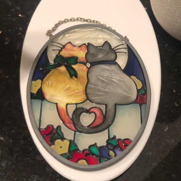 Joan Baker Designs Suncatcher Stained Glass Decor for Cat lovers Heart - Picture 2 of 9